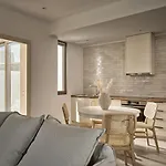 Azera بيت ضيافة 4*